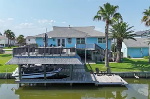 276 Barracuda St, Bayou Vista, TX 77563 - Photo 4