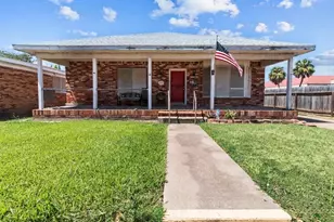 2320 Ave O 1/2, Galveston, TX 77550 - Photo 22