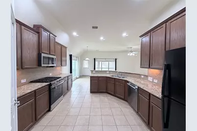 18115 Serene Shore Drive, Cypress, TX 77429 - Photo 6