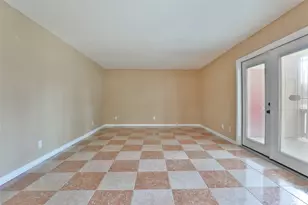 5005 Georgi Ln, Houston, TX 77092 - Photo 8