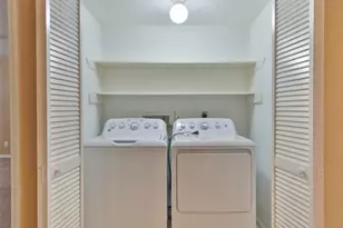 5005 Georgi Ln, Houston, TX 77092 - Photo 18