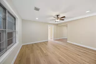 1452 S Circle, Sealy, TX 77474 - Photo 20