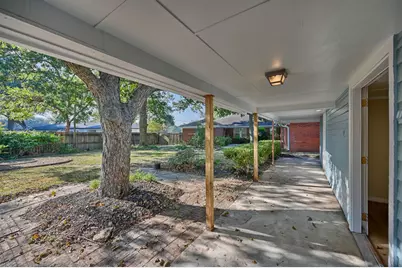 1452 S Circle, Sealy, TX 77474 - Photo 32