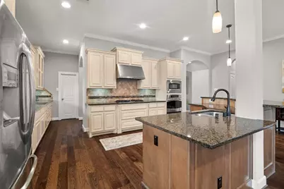 11 Canoe Bend Drive, Spring, TX 77389 - Photo 8