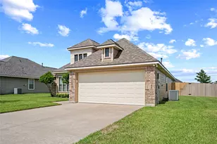 800 Cobble Gate, Brenham, TX 77833 - Photo 2