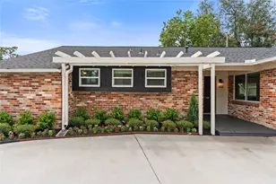 2302 Willowby Dr, Houston, TX 77008 - Photo 4