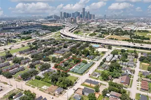 1202 Bayou St, Houston, TX 77020 - Photo 26
