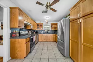266 Planter Pointe, Hilltop Lakes, TX 77871 - Photo 12