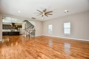 955 W 24th St, Houston, TX 77008 - Photo 22