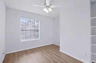 2750 Holly Hall St, Houston, TX 77054 - Photo 14