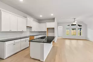 811 Evergreen Frst Ln, Rosharon, TX 77583 - Photo 12