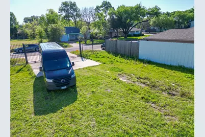 3222 Jarvis Street, Houston, TX 77063 - Photo 18