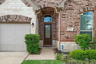 10022 Open Slope Ct, Humble, TX 77396 - Photo 2