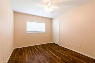 2527 Colonial Ridge Dr, Friendswood, TX 77546 - Photo 20
