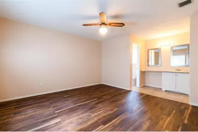2527 Colonial Ridge Drive, Friendswood, TX 77546 - Photo 14