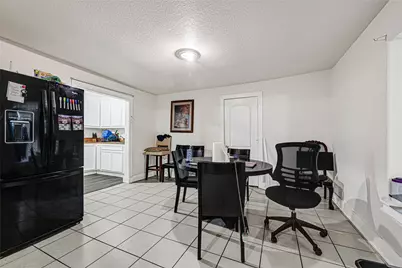 7401 Helmers Street, Houston, TX 77022 - Photo 6