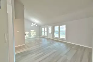 1618 Live Oak Hollow St, Pearland, TX 77581 - Photo 6