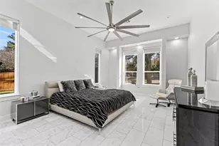 14002 Woodthorpe Ln, Houston, TX 77079 - Photo 14