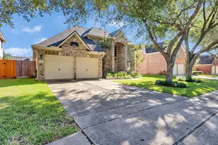 13611 Country Green Ct, Houston, TX 77059 - Photo 4