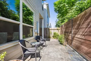 1502 Upland Glen Way, Houston, TX 77043 - Photo 20