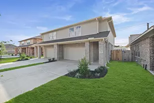 1374 Mixander Wy, La Porte, TX 77571 - Photo 1