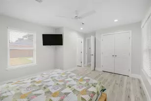 1710 Willowby Dr, Houston, TX 77008 - Photo 14