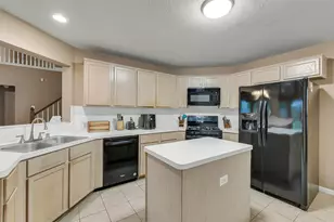 16830 Ship Anchor Dr, Friendswood, TX 77546 - Photo 8