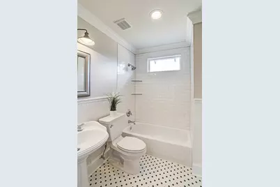 611 E 20th Street #A, Houston, TX 77008 - Photo 12