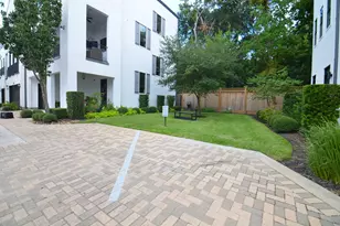 11027 Jardin Des Cir, Houston, TX 77043 - Photo 36