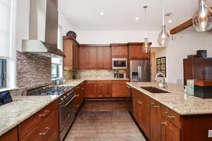 11027 Jardin Des Cir, Houston, TX 77043 - Photo 12