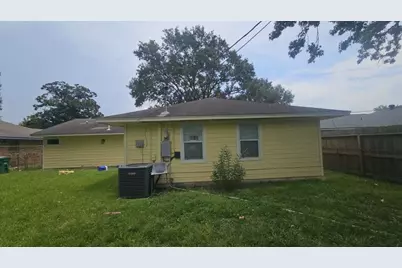 10101 Rebel Road, Houston, TX 77016 - Photo 4