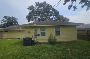 10101 Rebel Rd, Houston, TX 77016 - Photo 4