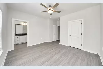7711 Longmire Road #199, Conroe, TX 77304 - Photo 24