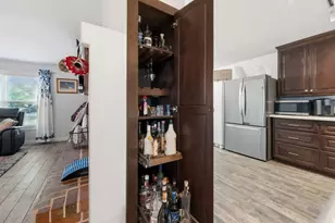 1539 Sterling Dr, Baytown, TX 77523 - Photo 12