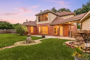 8410 Columbus Ct, Pearland, TX 77584 - Photo 6