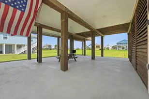 18307 Warrior Rd, Galveston, TX 77554 - Photo 34