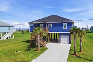 18307 Warrior Rd, Galveston, TX 77554 - Photo 32