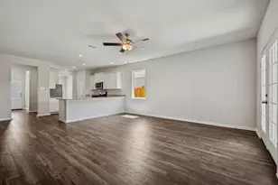 25510 Blooming Hazel Dr, Cleveland, TX 77328 - Photo 10