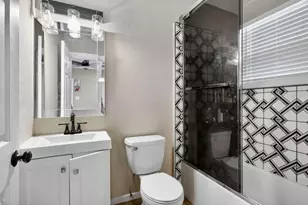 958 Conklin St, Houston, TX 77088 - Photo 8