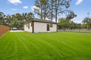 958 Conklin St, Houston, TX 77088 - Photo 12