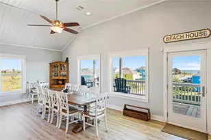 909 Helen Blvd, Crystal Beach, TX 77650 - Photo 20