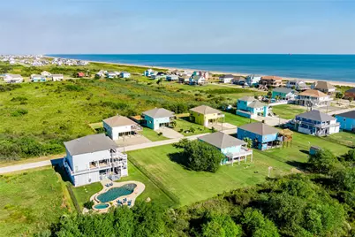 909 Helen Blvd, Crystal Beach, TX 77650 - Photo 46