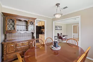 8535 Dover St, Houston, TX 77061 - Photo 8
