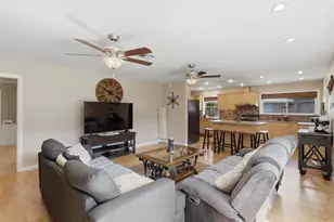 8535 Dover St, Houston, TX 77061 - Photo 16