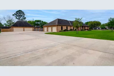 13227 Lynn Lane, Santa Fe, TX 77510 - Photo 4