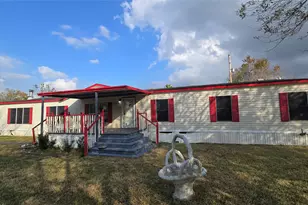 13406 Maudeas Dr, Crosby, TX 77532 - Photo 2