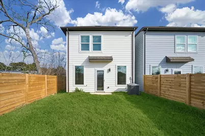 8662 Easthaven Boulevard, Houston, TX 77075 - Photo 18