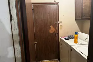 321 Olive St, Huntsville, TX 77340 - Photo 18