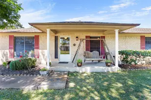 5521 Lanis St, Dickinson, TX 77539 - Photo 2