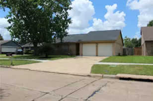 710 Brookford Dr, Missouri City, TX 77489 - Photo 1